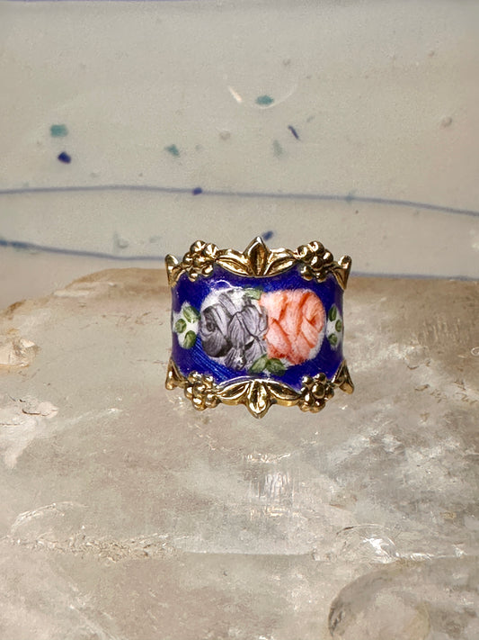 Guilloche ring rose flowers blue pinky band size 4.75 sterling silver women