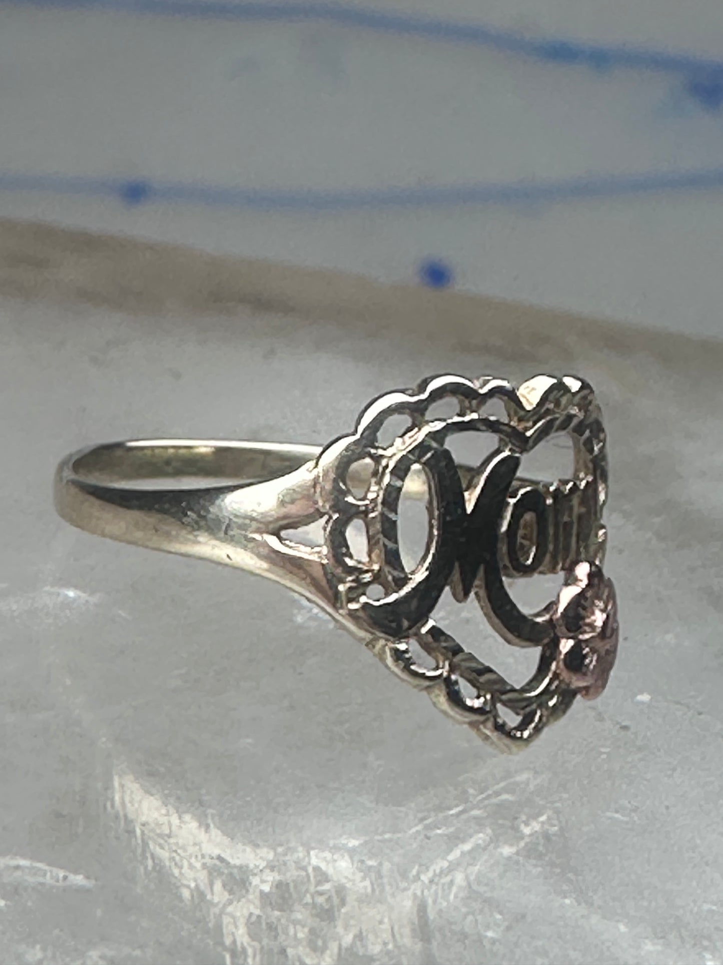 Vintage 10K Yellow Gold Mom Heart Flower Ring Petite Size 4.25 Pinky 10K