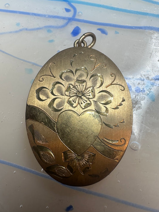 Vintage Gold Filled Heart & Floral Engraved Photo Locket Pendant - 1 1/2"