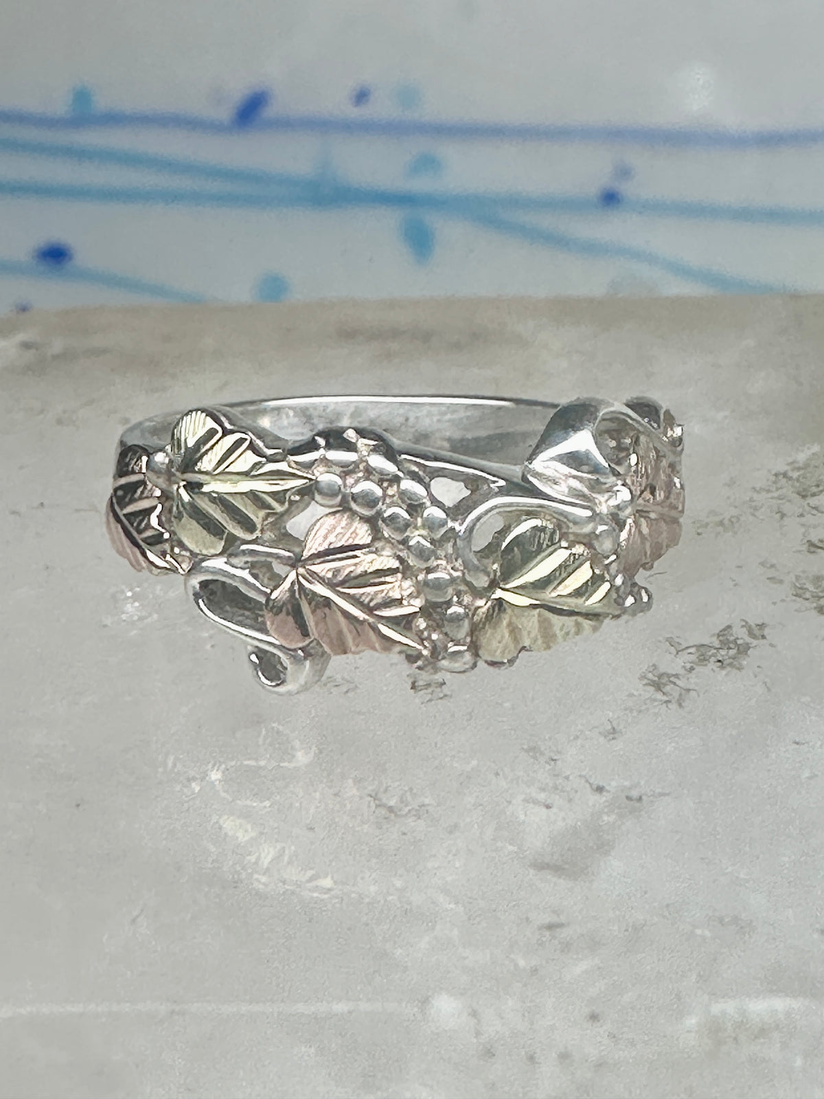 Vintage Sterling Silver 12K Gold Black Hills Gold Style Grape Leaf Ring Band Size 7 925