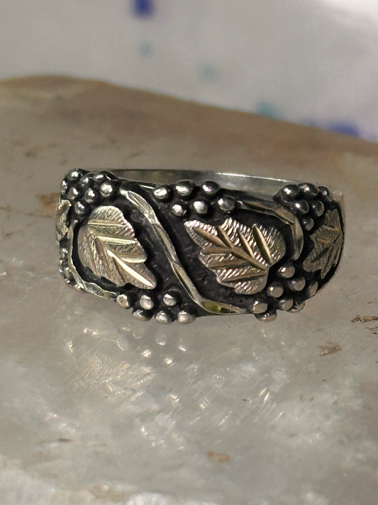 Black Hills Gold ring leaves wedding band size 5 sterling silver women