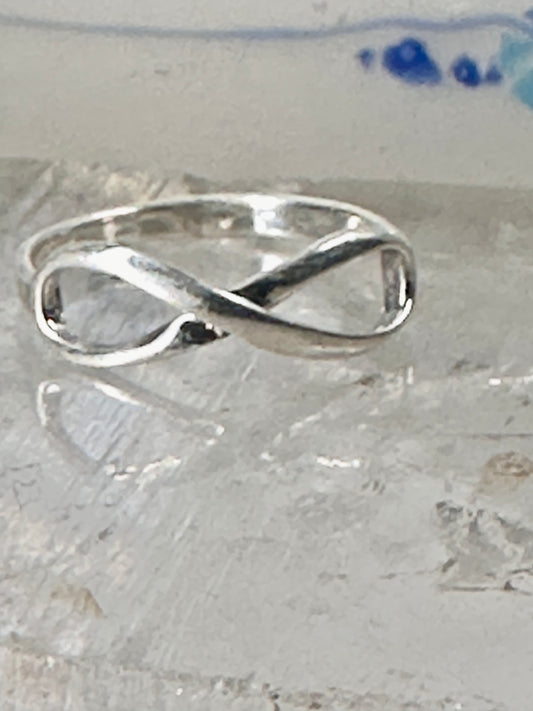 Infinity ring figure 8 band size 6.25 sterling silver women girls