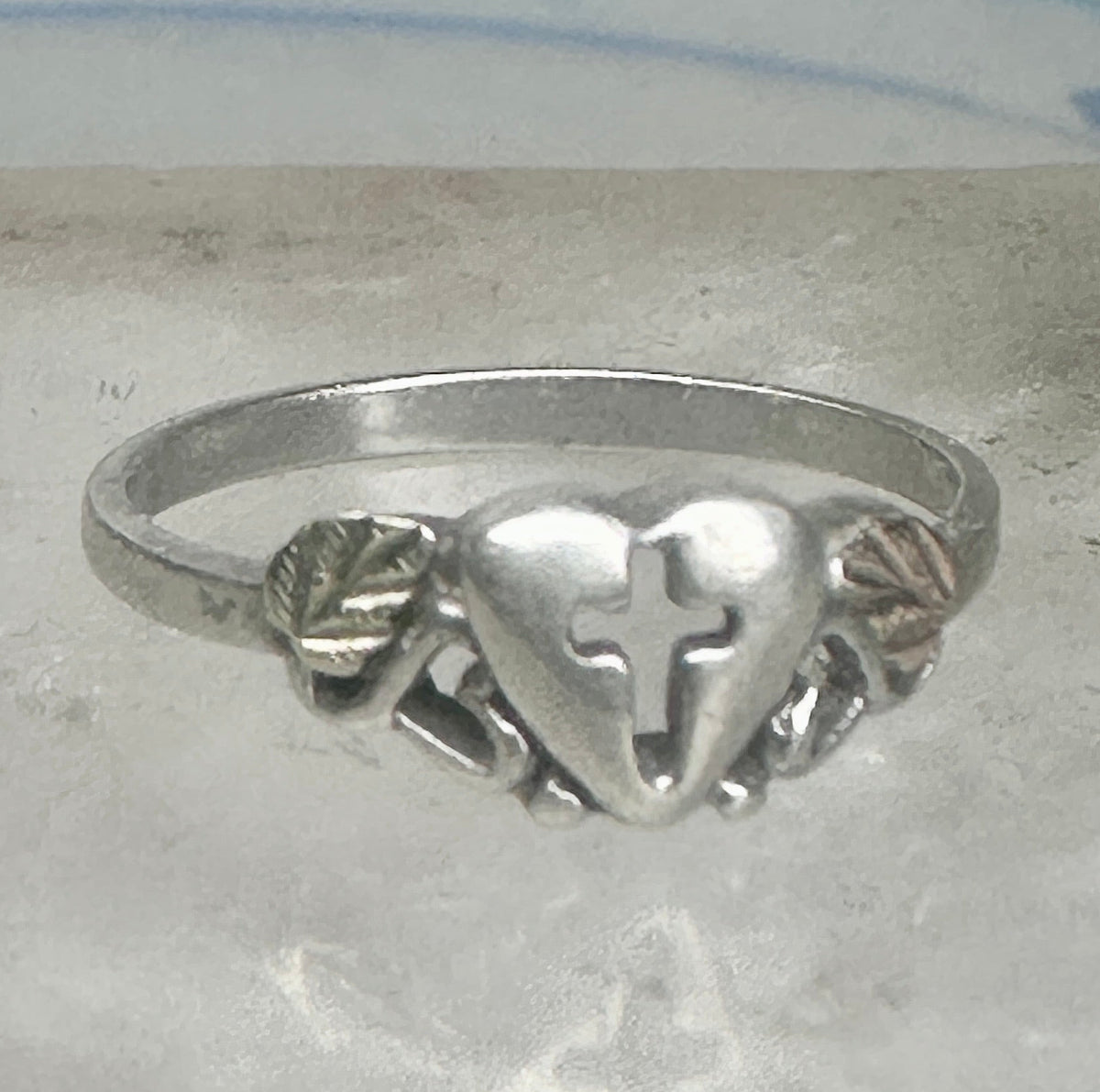 Vintage Sterling Silver Coleman Co Black Hills Gold Cross Heart Ring Size 8.75 925