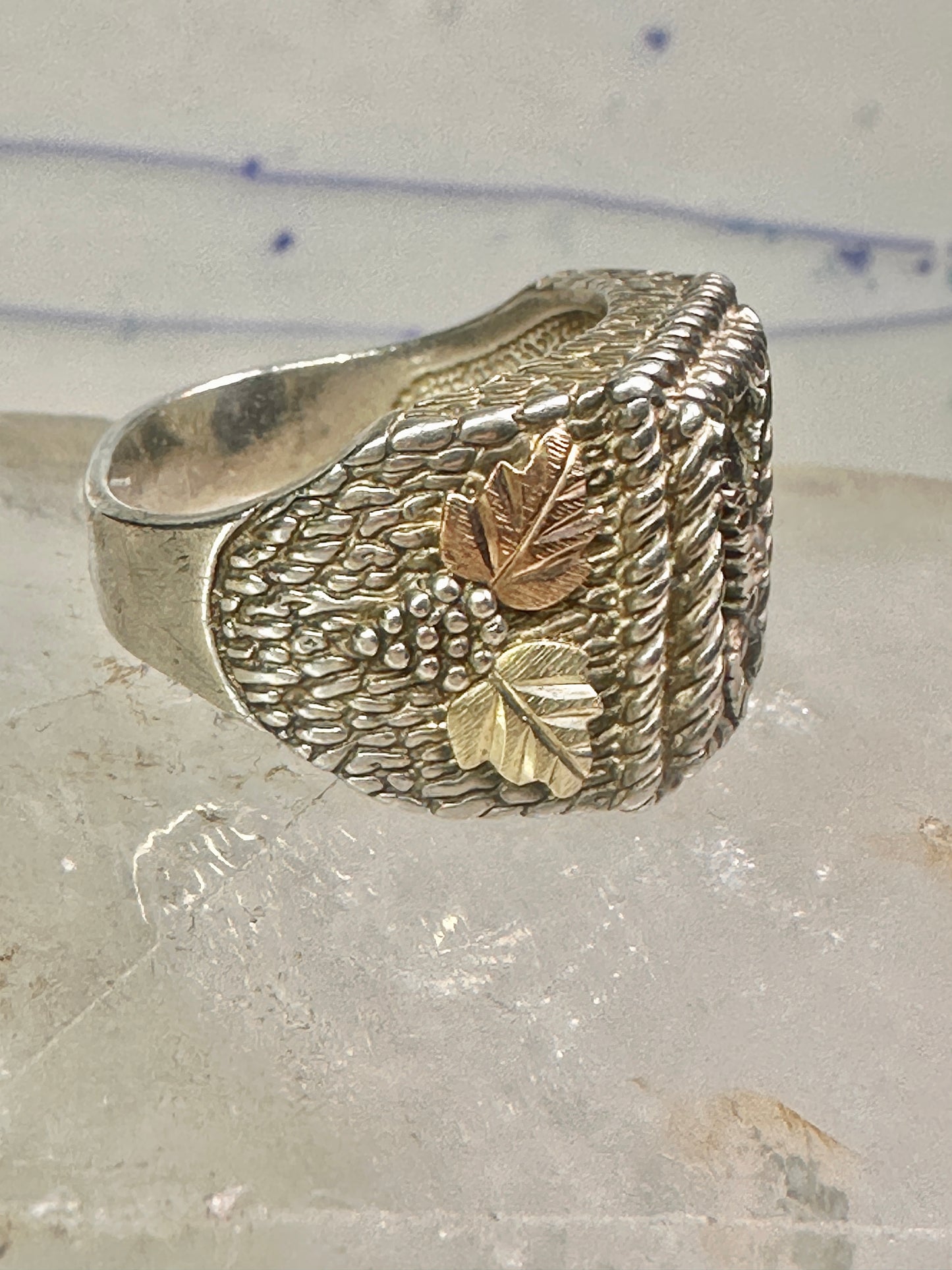 Eagle ring Black Hills Gold w leaves onyx size 11 sterling silver women men