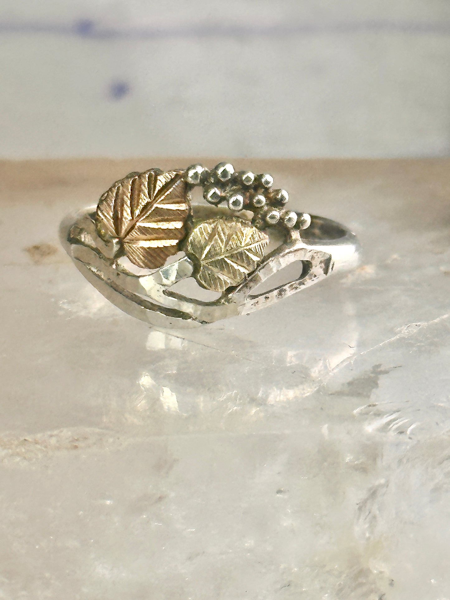 Black Hills Gold wedding ring leaves band size 6.75 sterling silver women girls