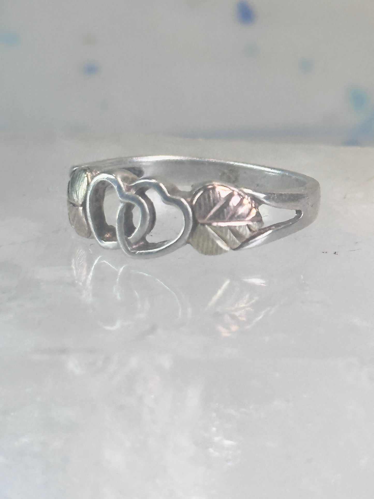 Black Hills Gold ring heart love band Valentine leaves size 6.75 sterling silver women