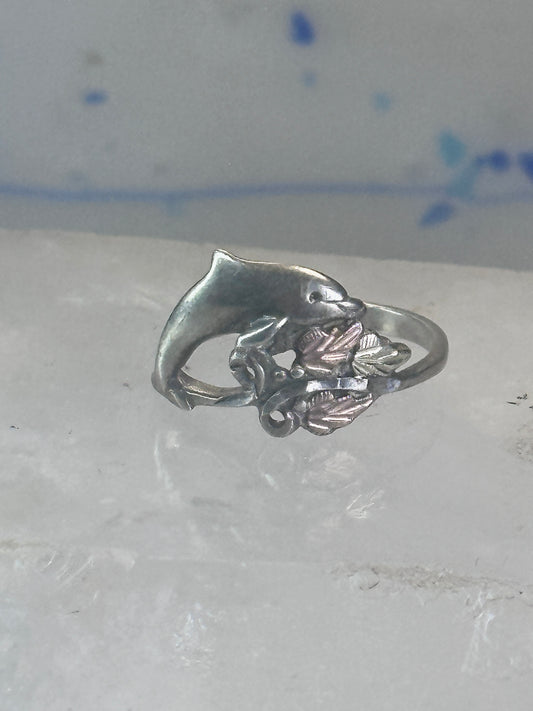Black Hills Gold ring leaves Dolphin band floral size 6.75 sterling silver women