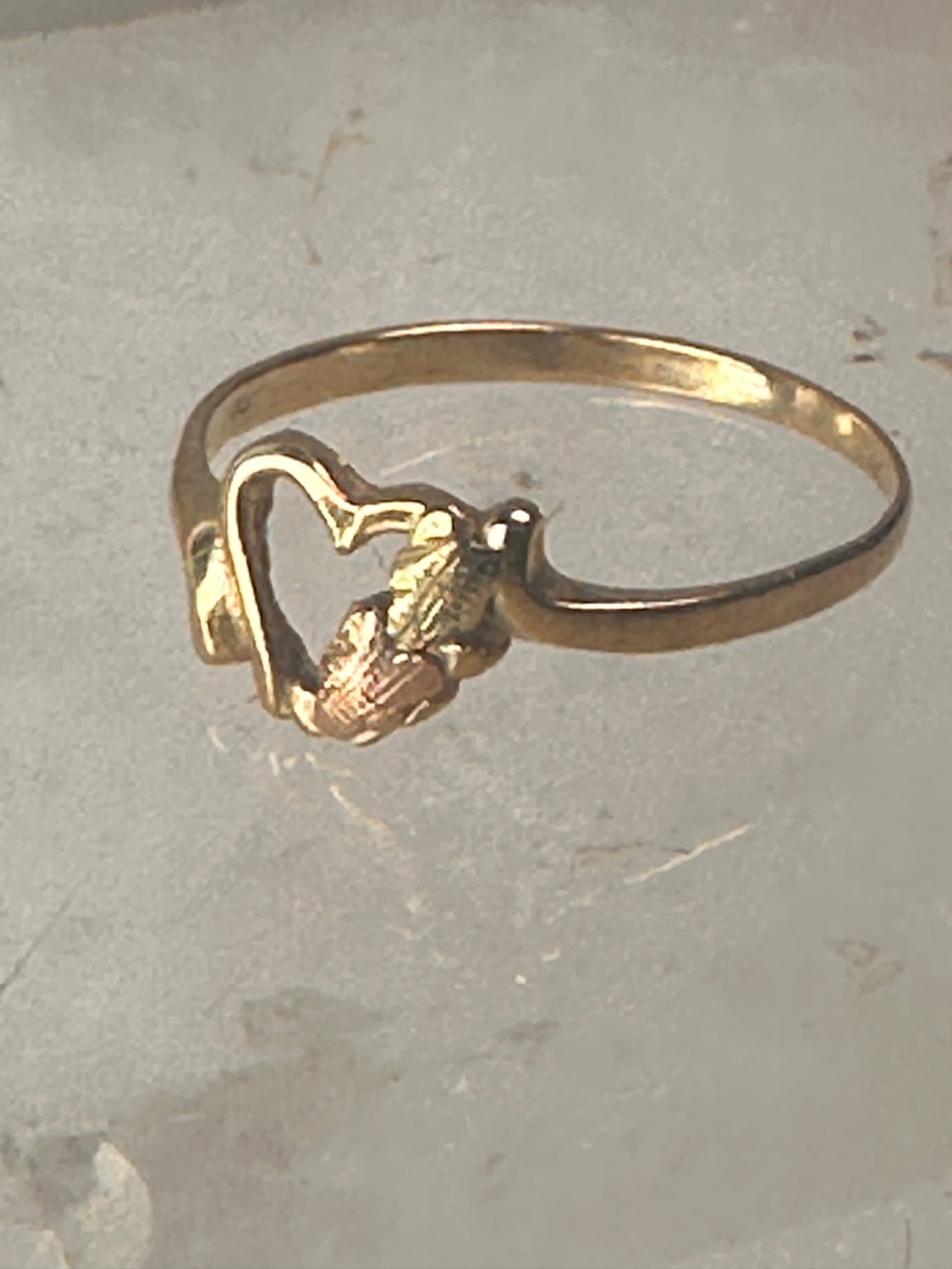 Black Hills Gold 10K heart love baby children ring size 2.50 women girls