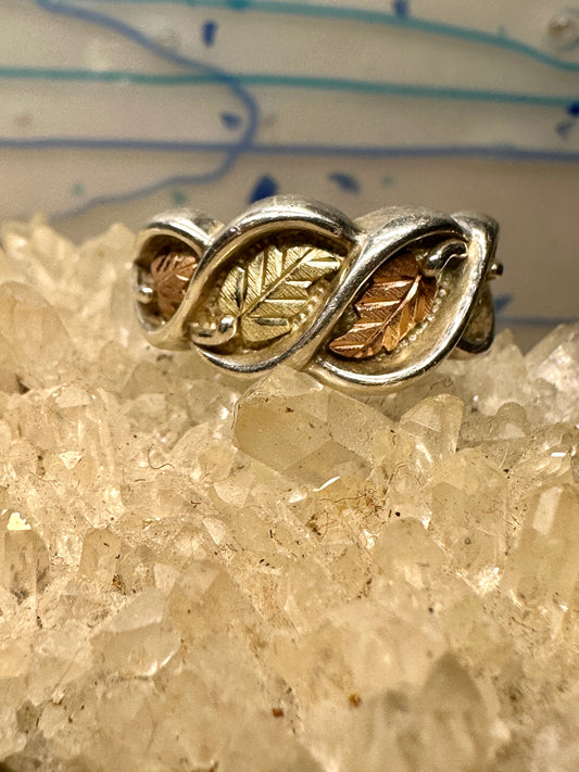 Black Hills Gold ring size 8 leaves sterling silver women