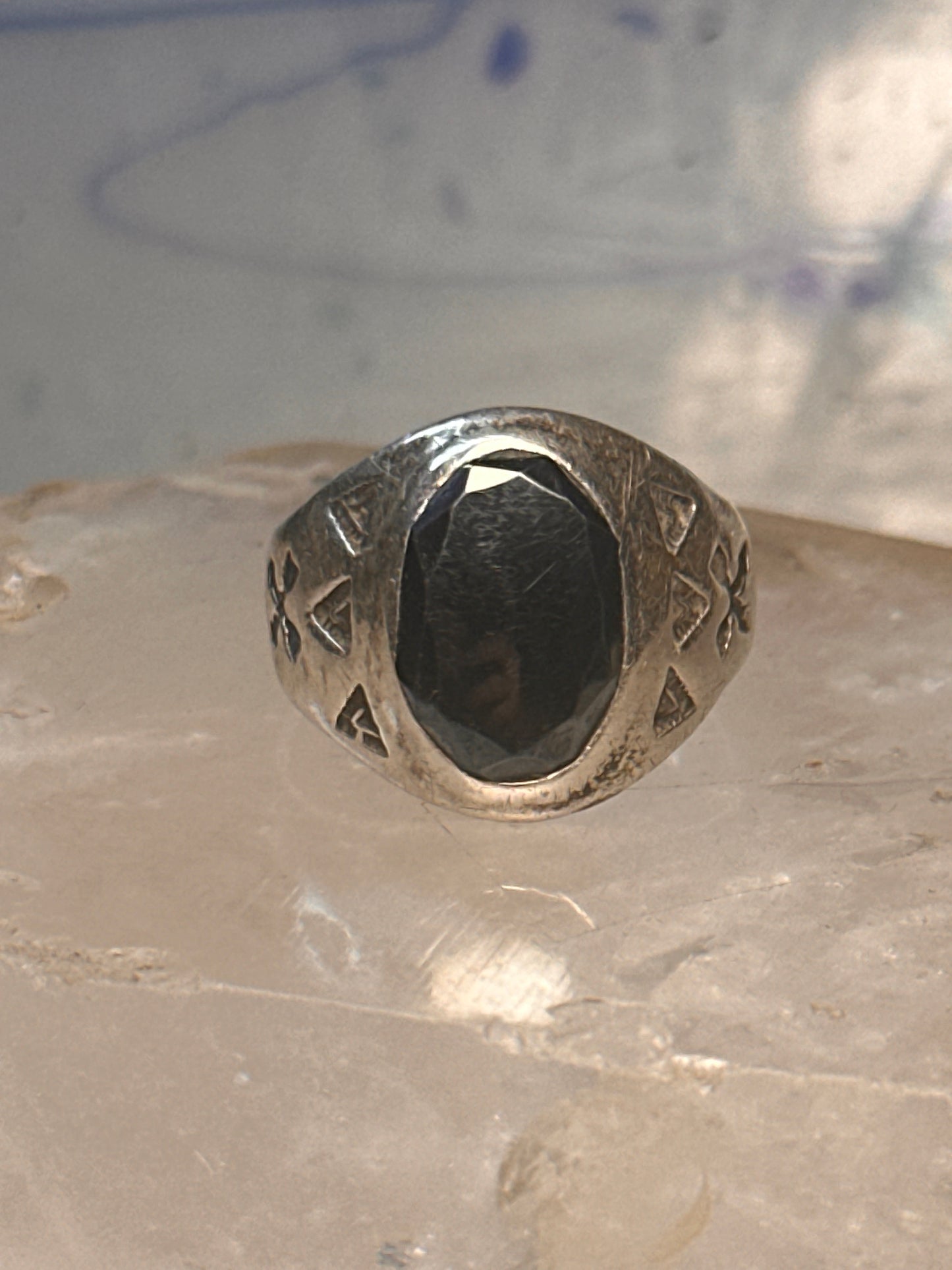 Onyx ring Navajo size 9.25 crossed arrows band sterling silver women men