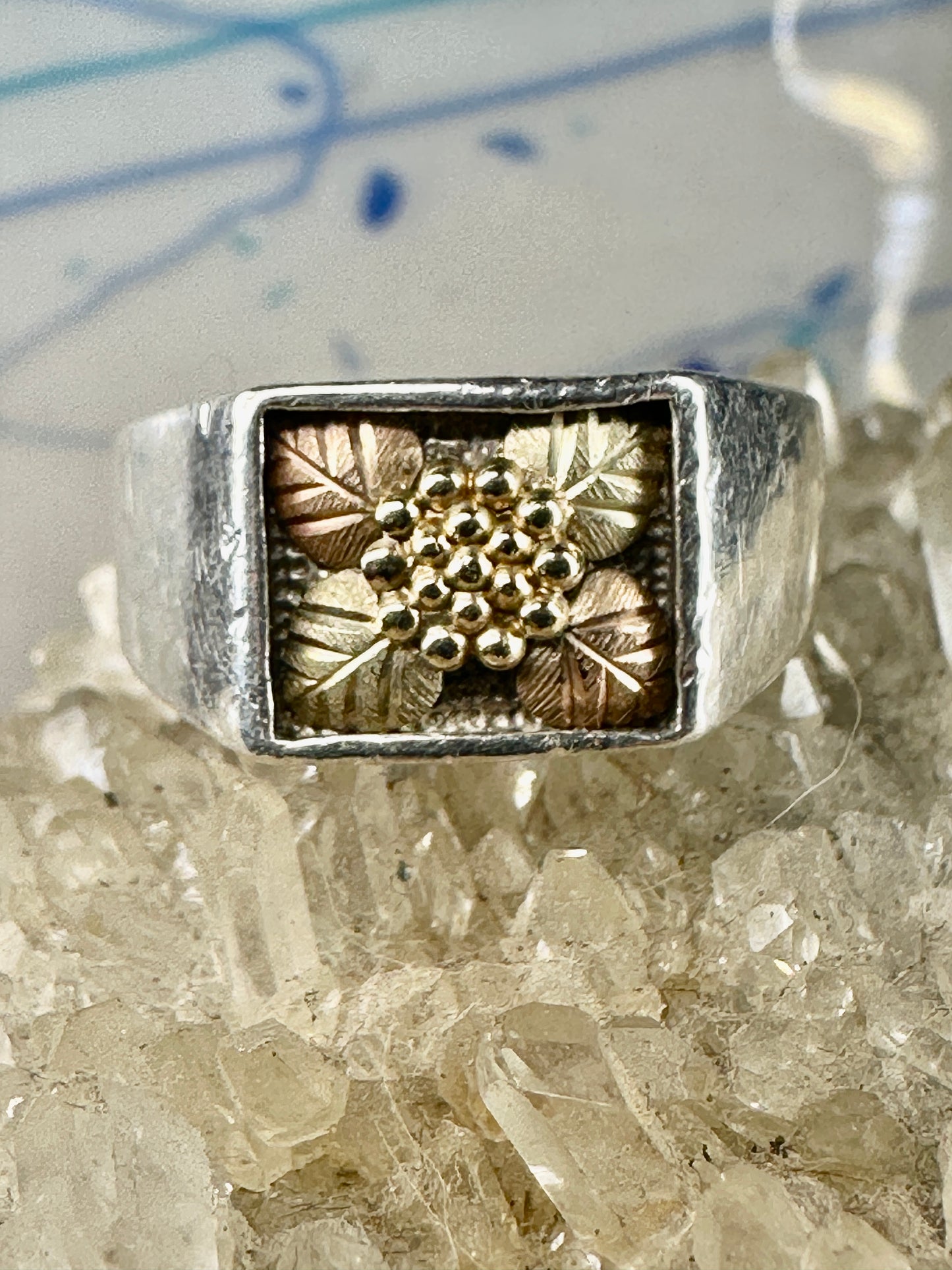 Black Hills Gold ring leaves sterling silver size 8.75 women men