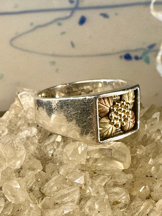 Black Hills Gold ring leaves sterling silver size 8.75 women men