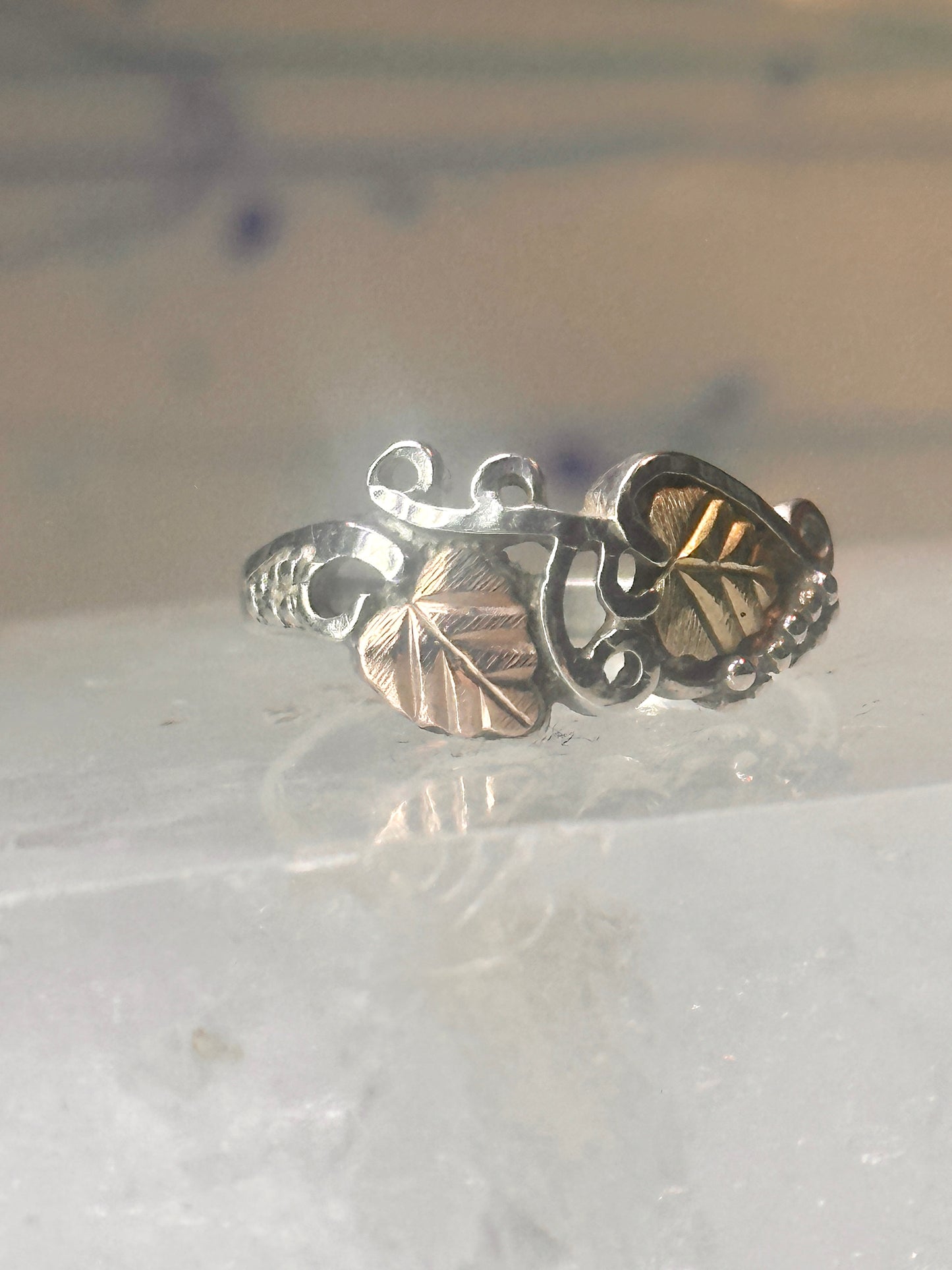 Black Hills Gold ring floral band size 7 sterling silver women girls