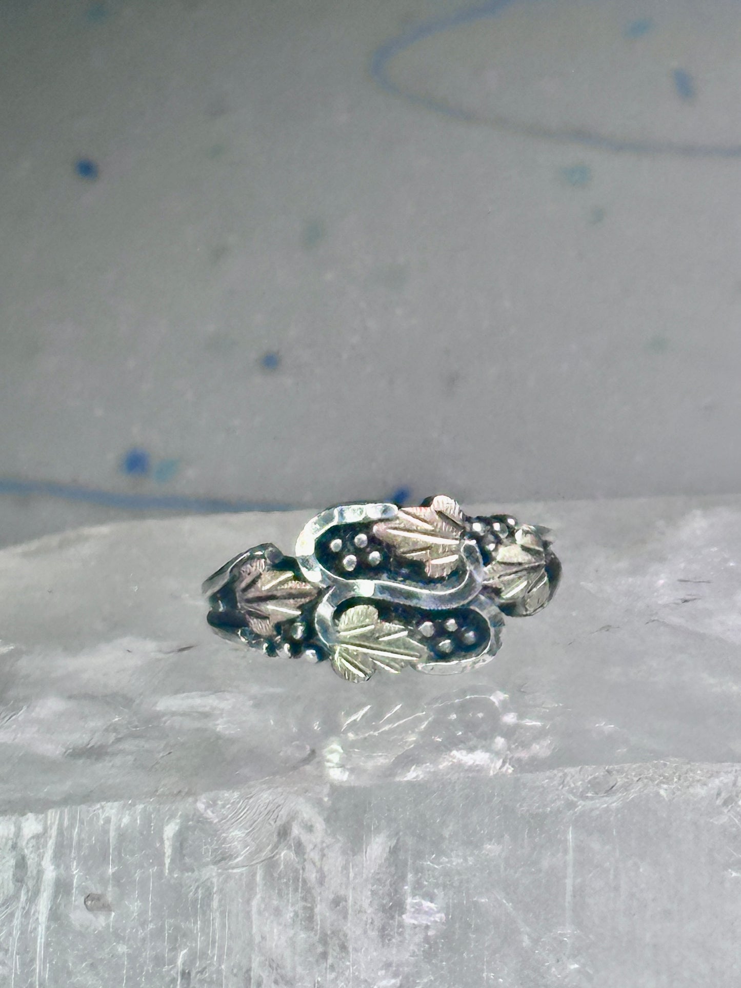 Black Hills Gold Ring leaves band size 6 sterling silver women girls