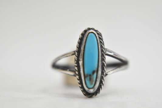 Turquoise ring Navajo girl pinky sterling silver women Size 5.50