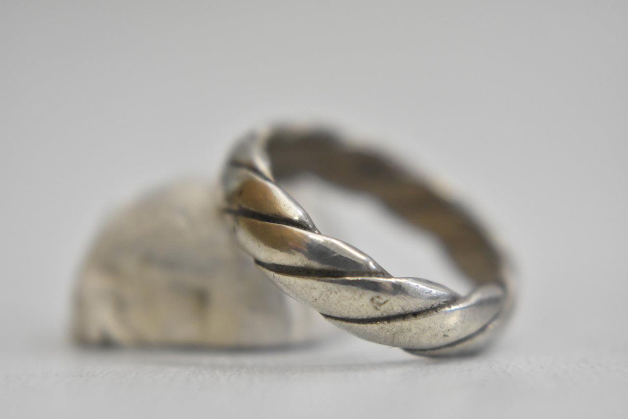 rope ring pinky band stacker sterling silver girls women Size 5.25