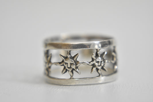 Sun ring sun face thumb band sterling silver women Size 7.75