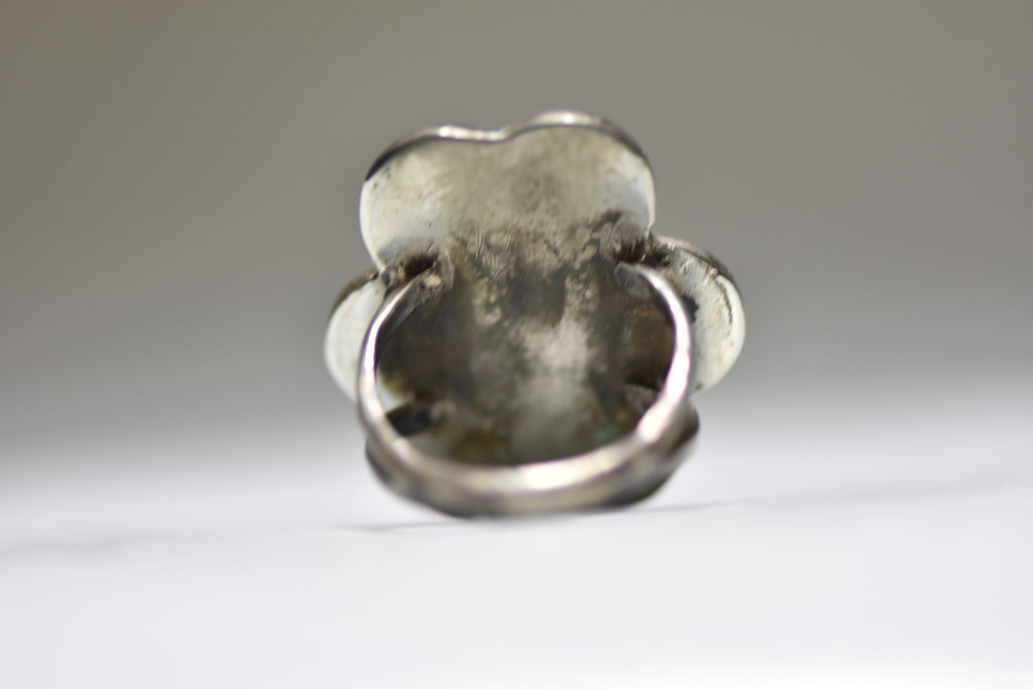 Turquoise ring Navajo long Southwest scalloped sterling silver edges