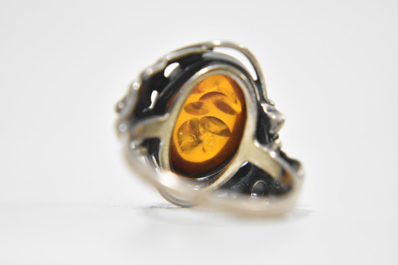 Amber Vintage Ring with Flower Leaves Art Deco Size 8