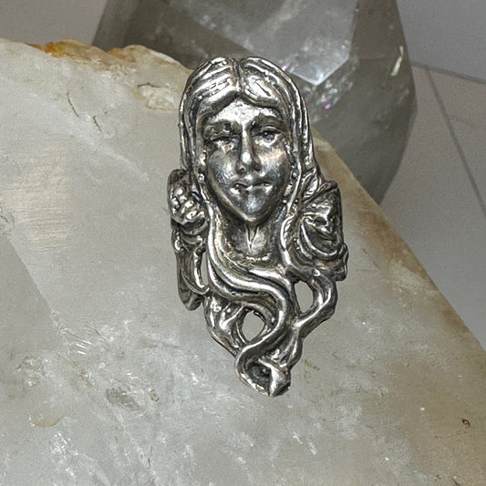 Long Face ring Art Deco long flowing hair size 5.75 sterling silver women