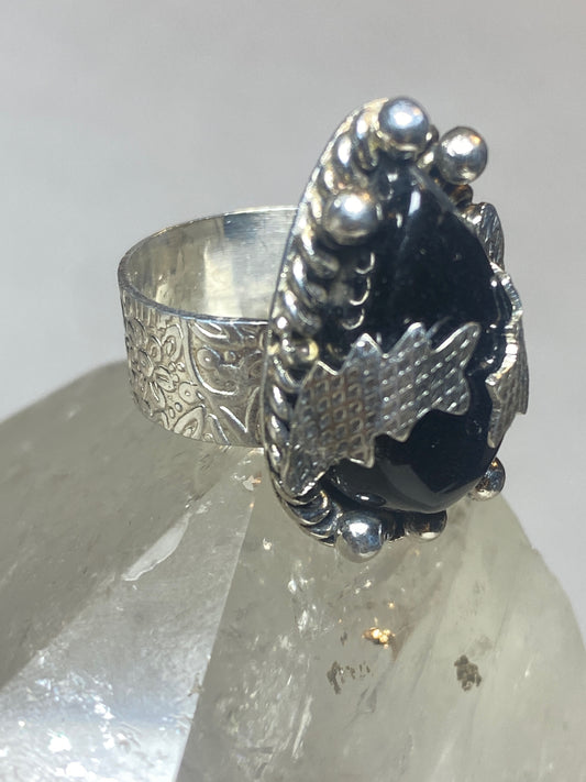 Teardrop ring deep dark blue perhaps a cats eye type stone boho sterling silver