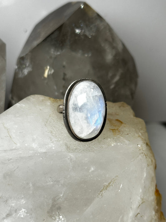 Moonstone ring size 5.50 southwest sterling silver women