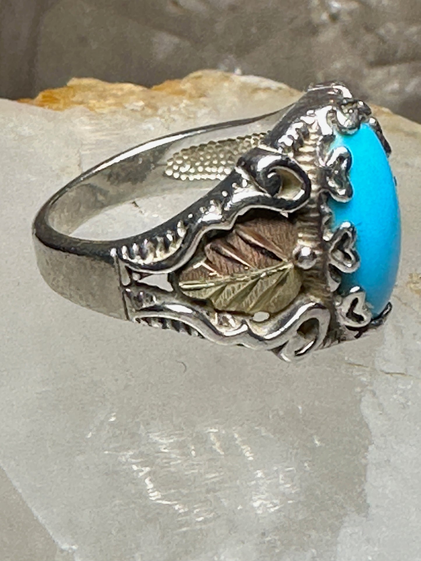 Black Hills Gold ring size 6.75 turquoise leaves band sterling silver women