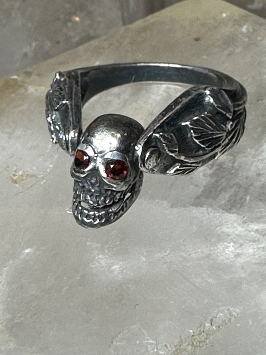 Skull ring size 8.25 leaves biker Ugo Cacciatori floral band sterling silver women