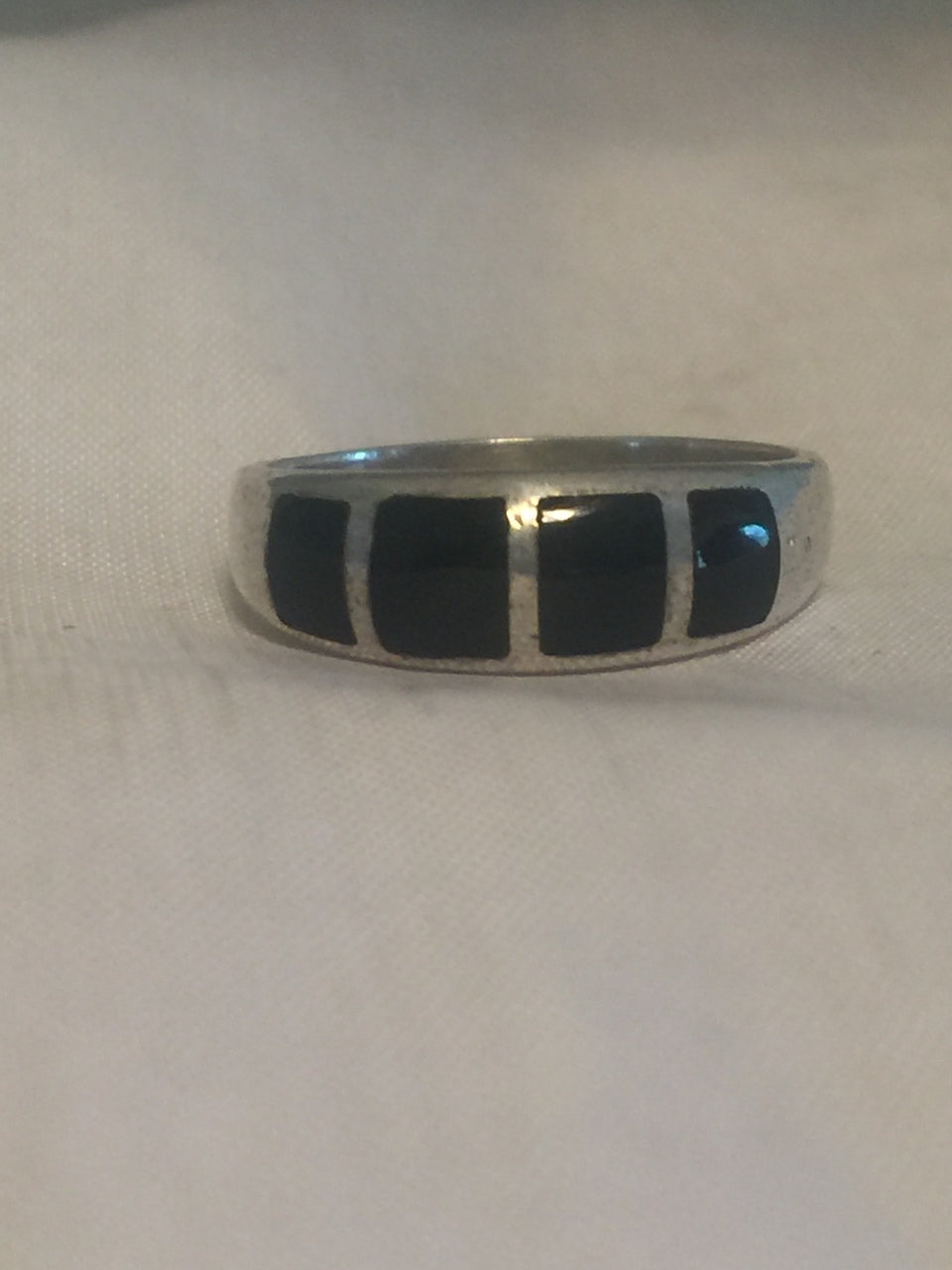 Vintage Sterling Silver Southwest Tribal Ring Onyx Size 5.75 2.9g