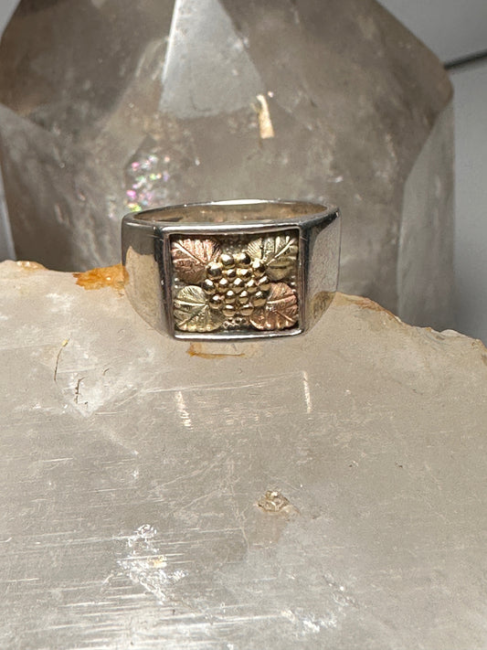 Black Hills Gold ring size 6.75 leaves band sterling silver women men