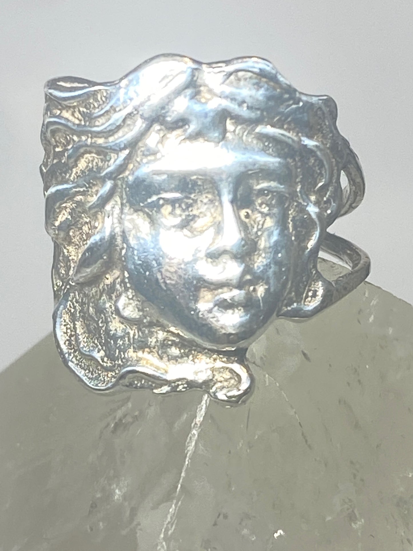 Face ring Art Nouveau size 7 band sterling silver