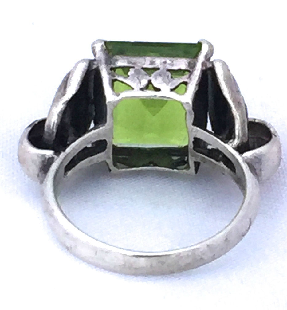 Vintage Sterling Silver Transparent Green Stone Pinky Size 5 Weight 5.2g