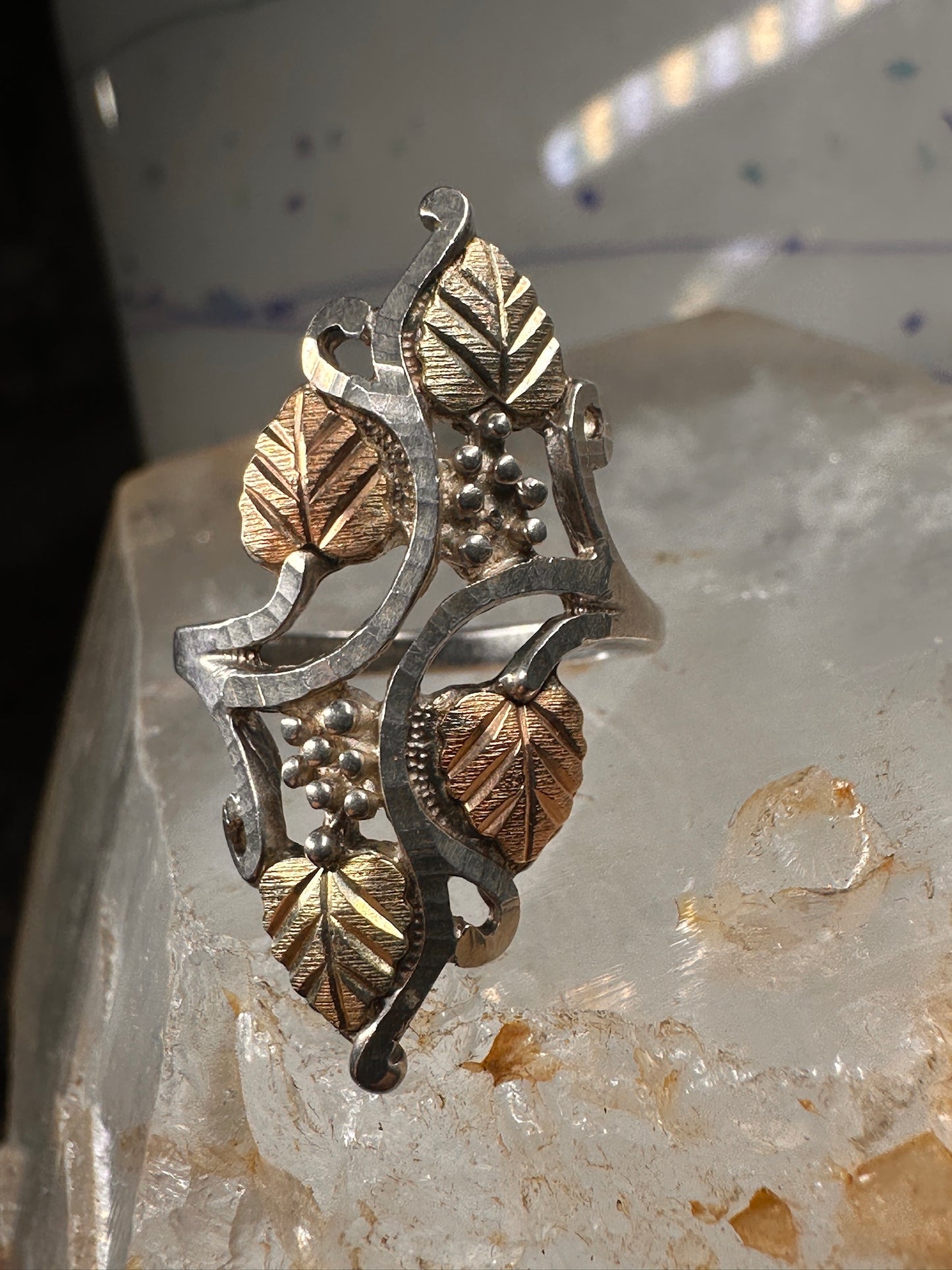 Black Hills Gold ring long floral band size 7.75 sterling silver women