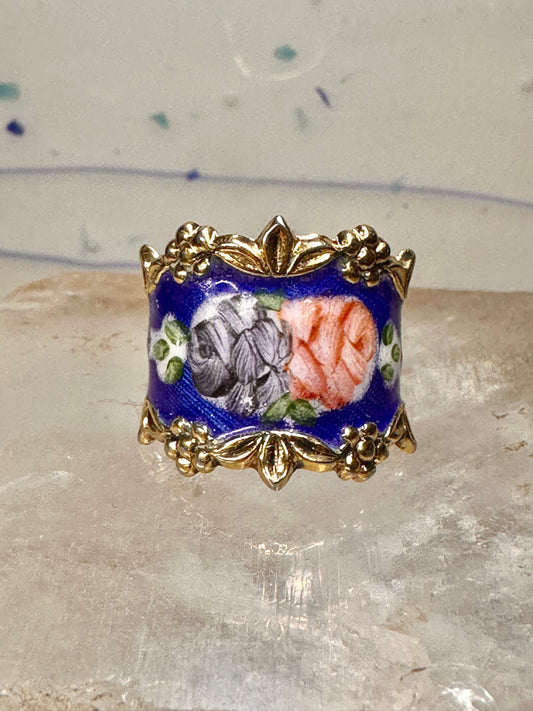 Guilloche ring rose flowers blue pinky band size 4.75 sterling silver women