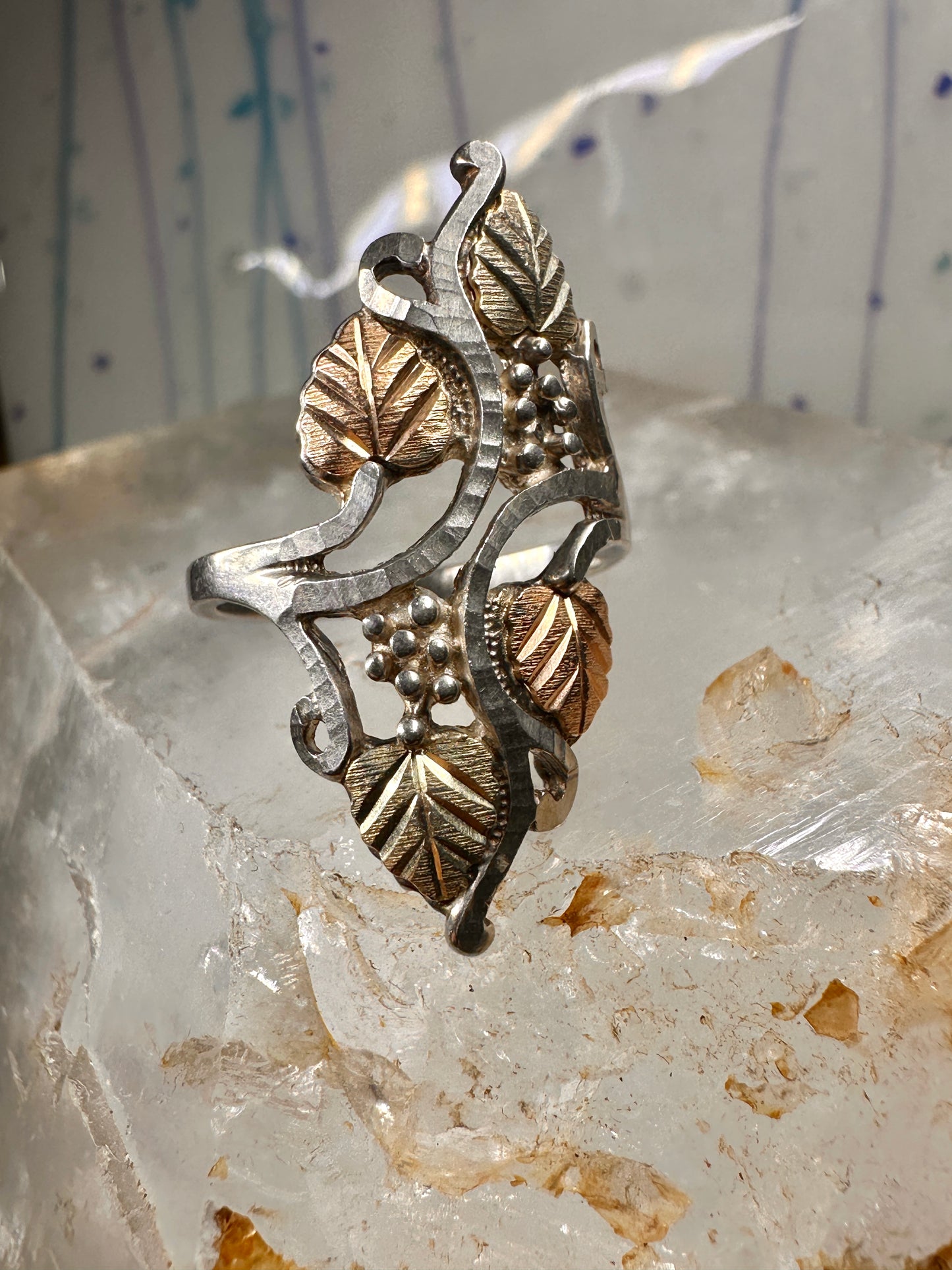 Black Hills Gold ring long floral band size 7.75 sterling silver women