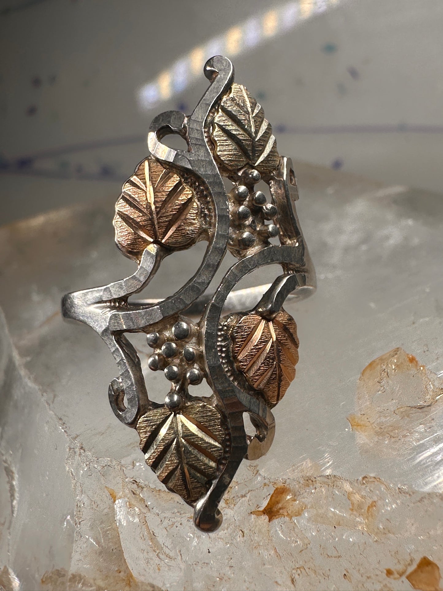 Black Hills Gold ring long floral band size 7.75 sterling silver women