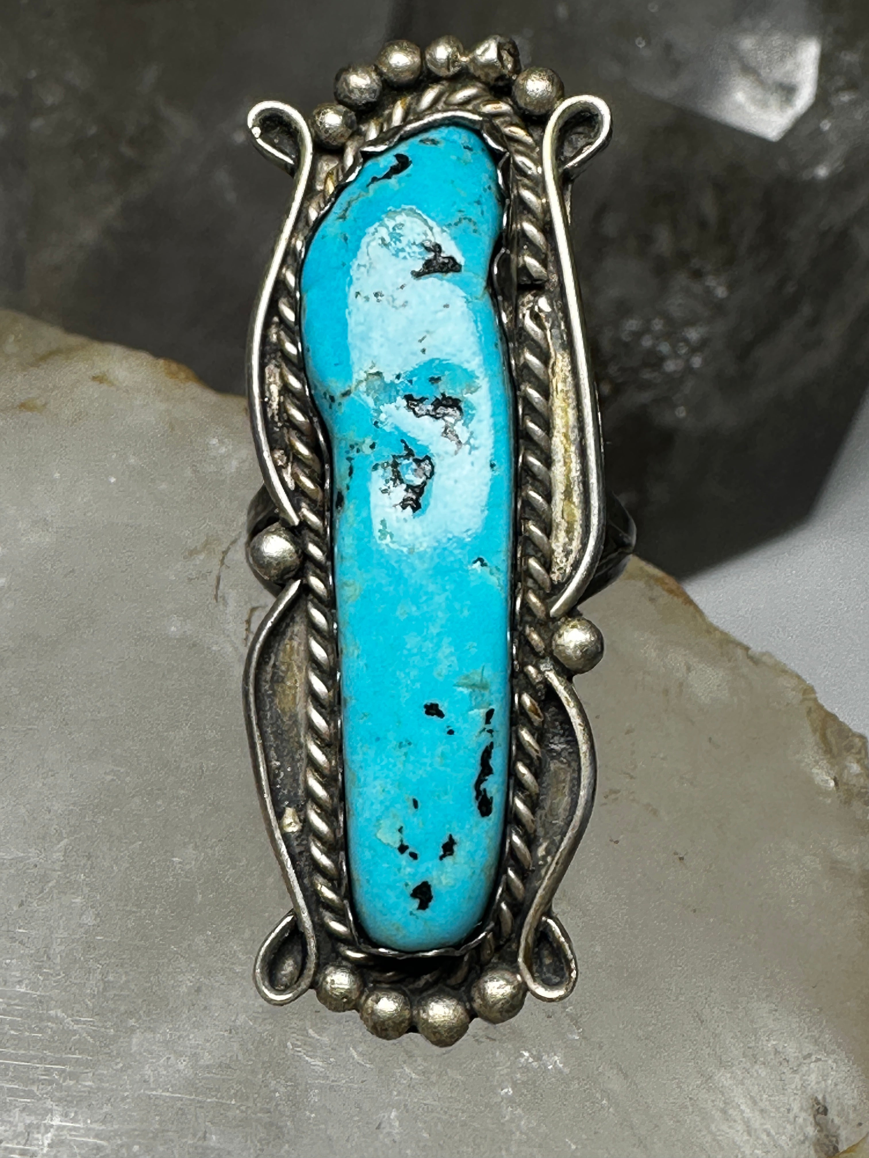 Long high quality Turquoise Ring Navajo Sterling Silver Ring Size 6 3/4 Vintage