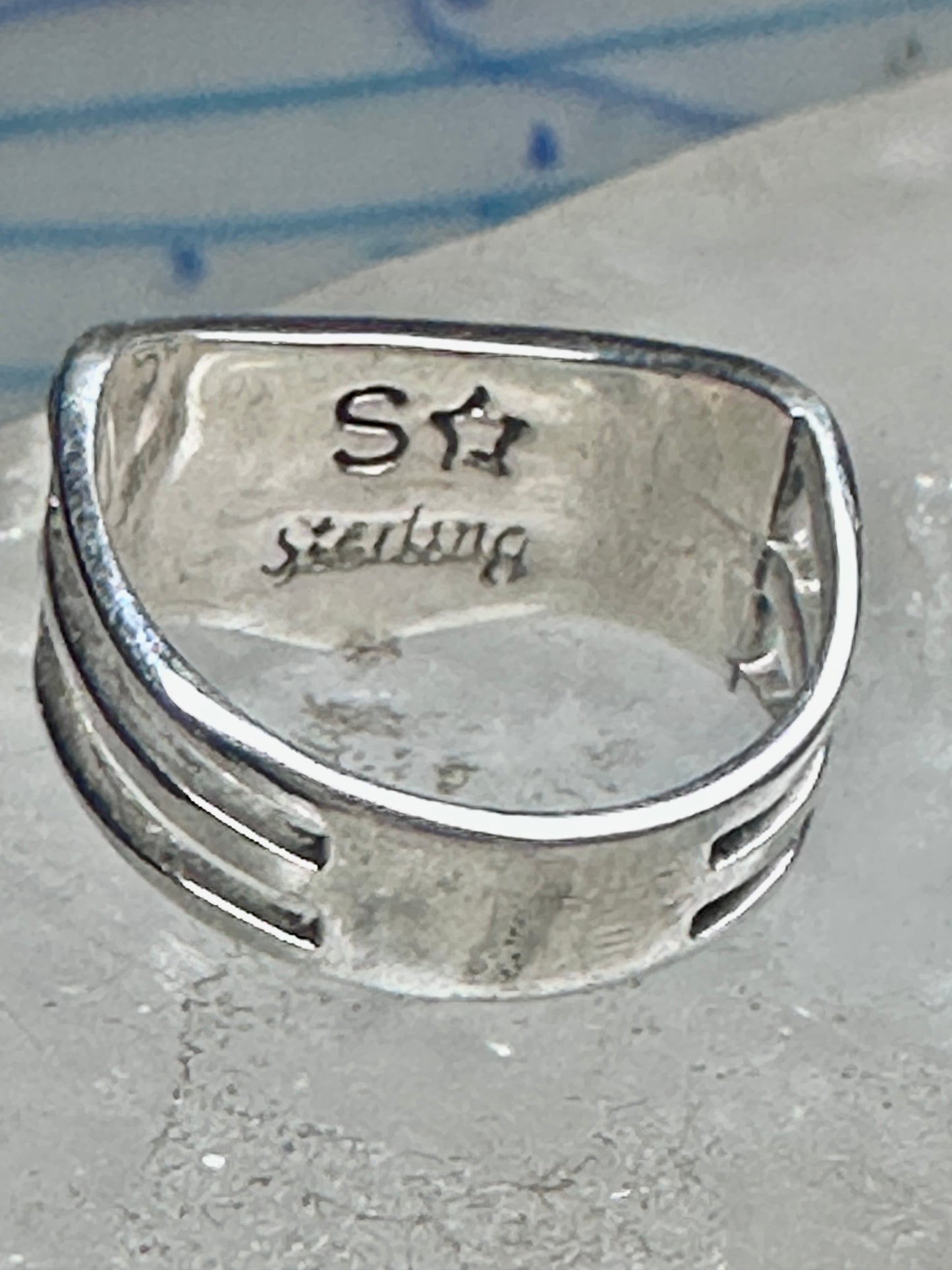 Vintage Sunbell Sterling Silver Black Onyx &amp; Opal Inlay Band Ring Size 7.75 4.7g