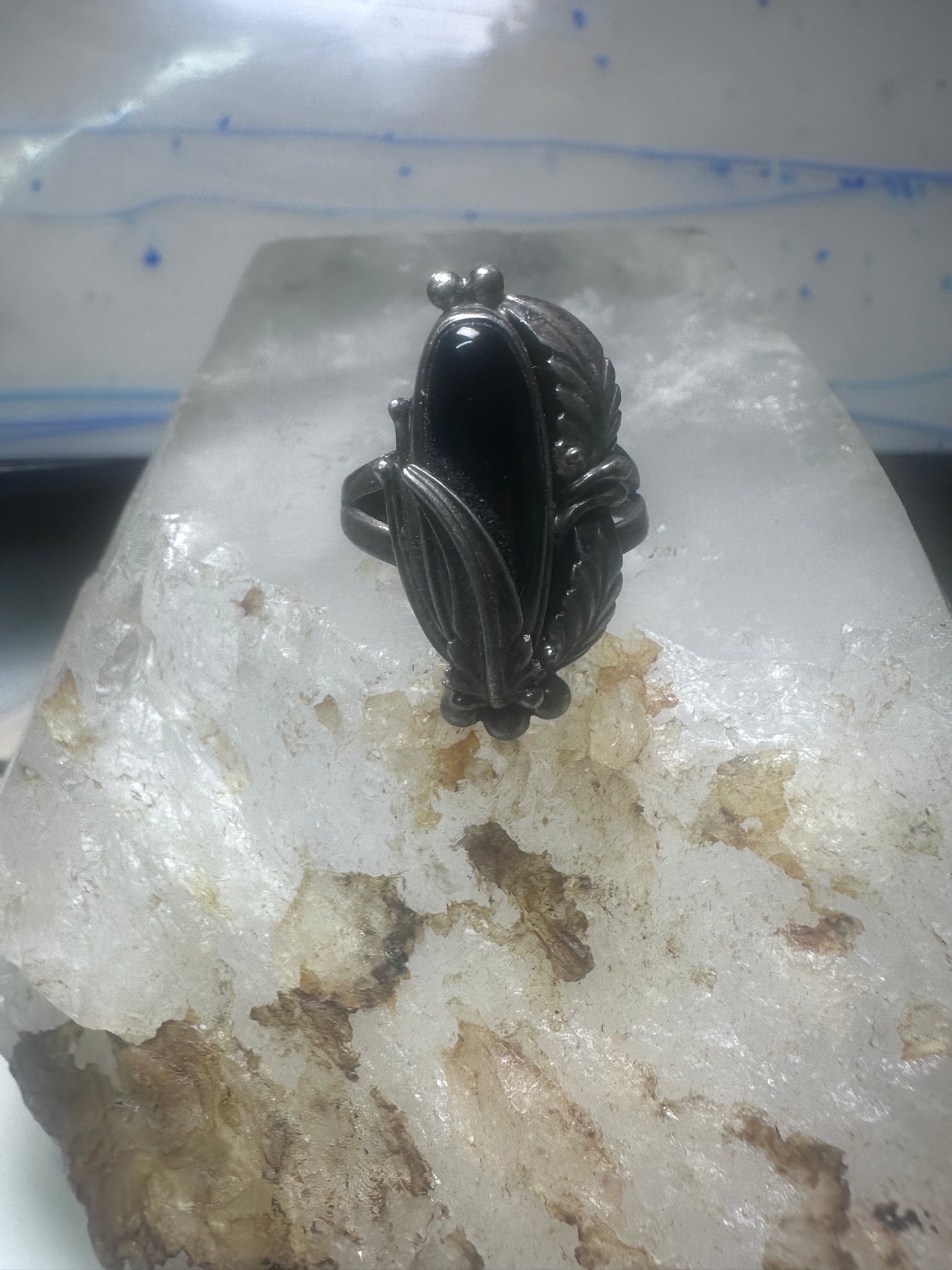 Navajo ring onyx Nakai feather leaves size 5 sterling silver women girls