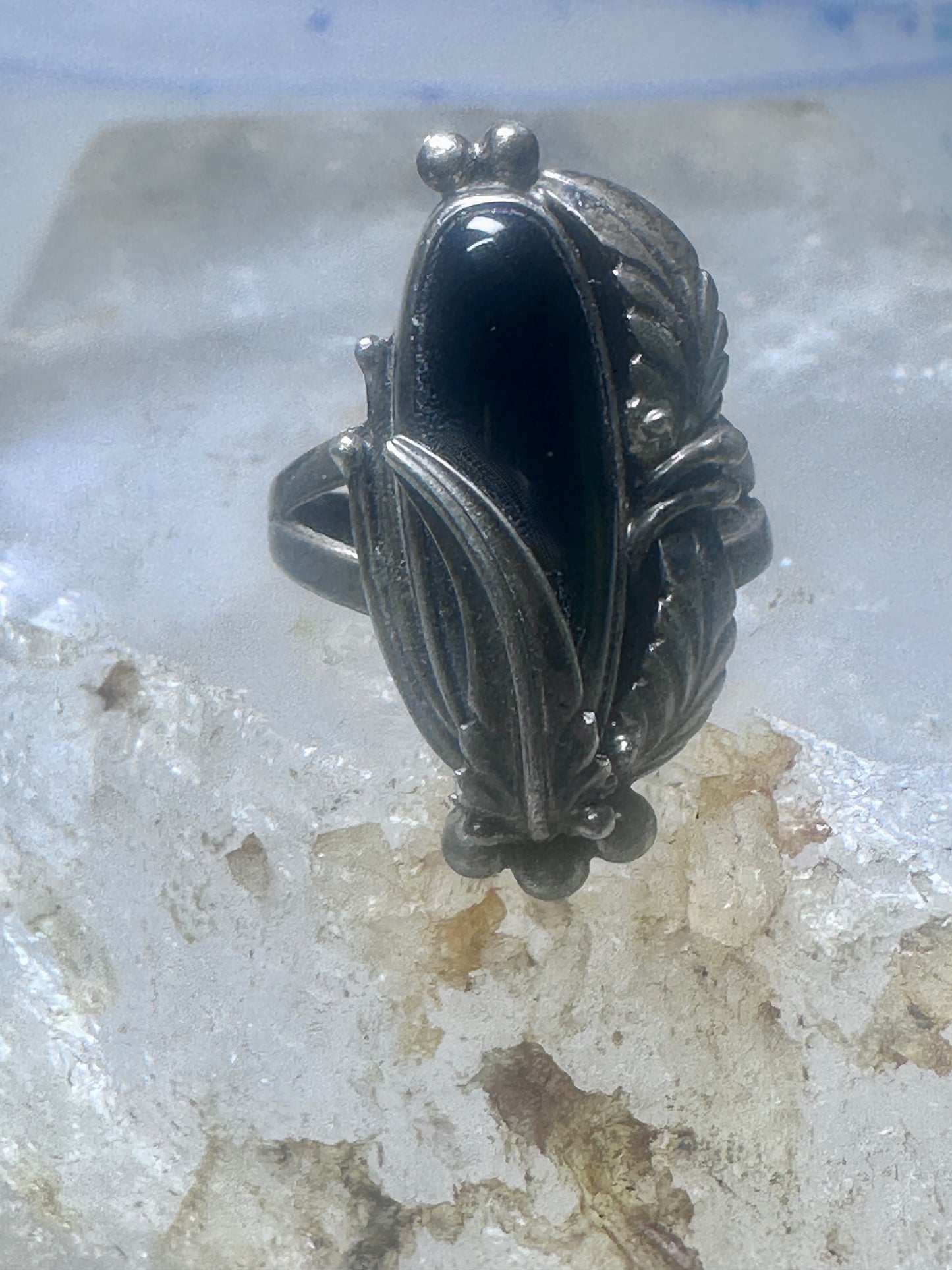 Navajo ring onyx Nakai feather leaves size 5 sterling silver women girls