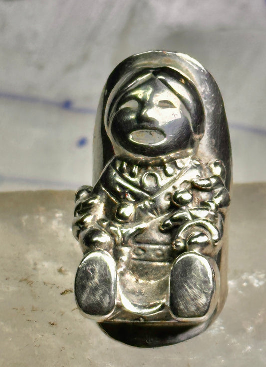 Storyteller ring sterling silver size 4 women