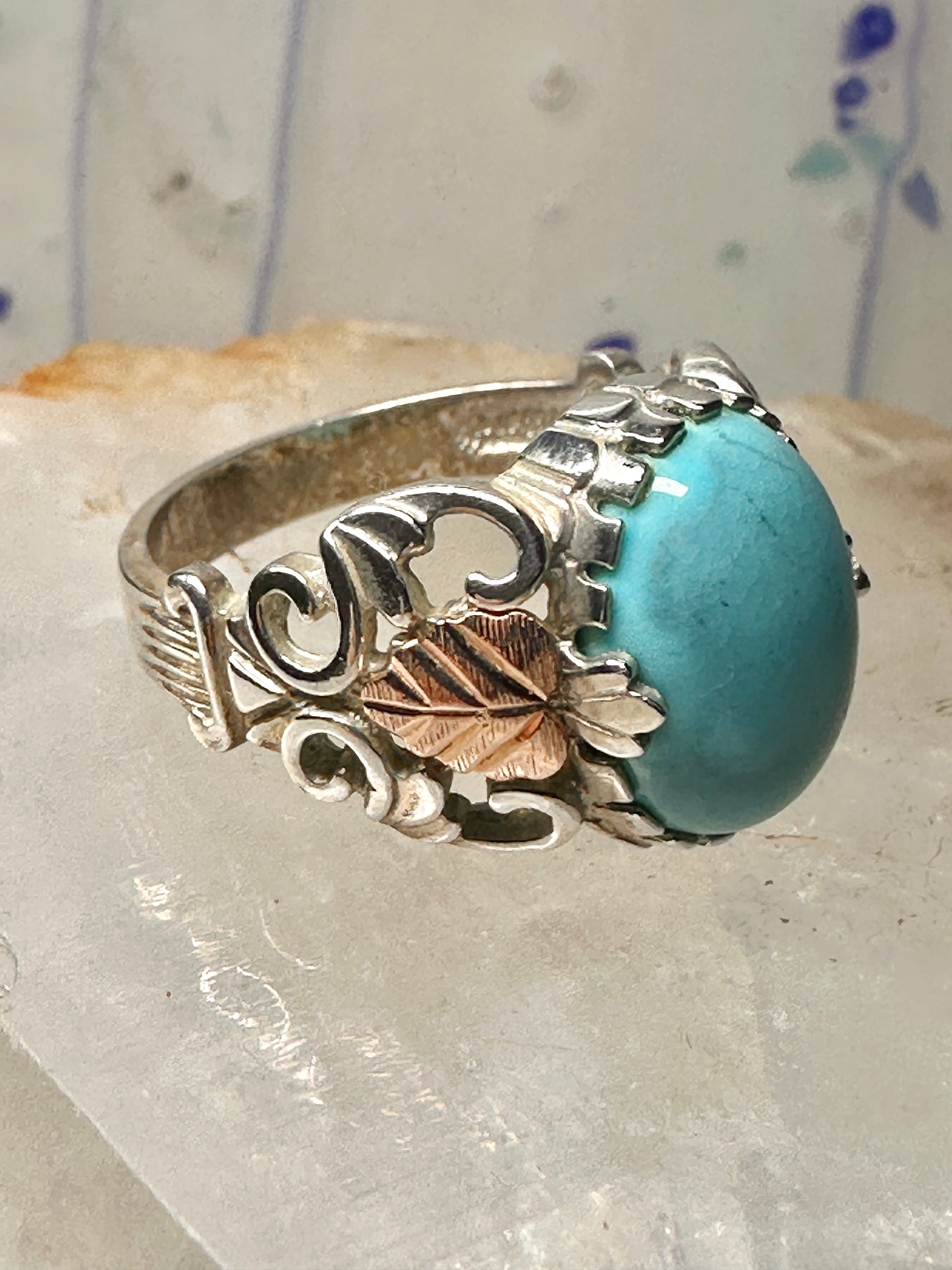 Black Hills Gold ring size 8 turquoise leaves band sterling silver 12K women