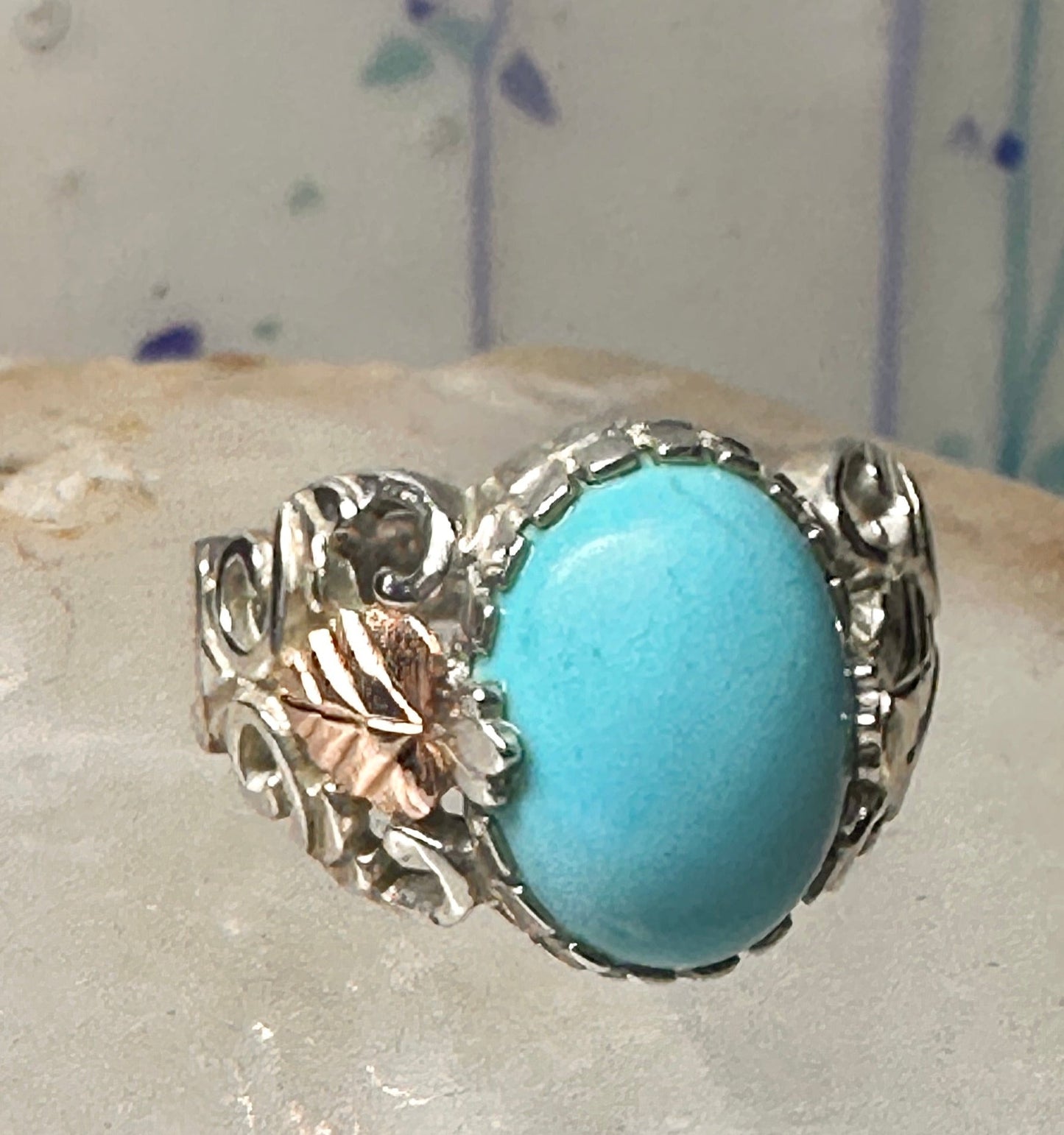 Black Hills Gold ring size 8 turquoise leaves band sterling silver 12K women