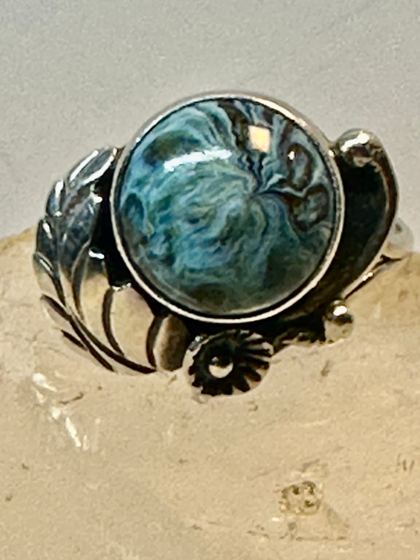 Navajo ring mystery blue stone size 6 sterling silver leaves or feathers women girls