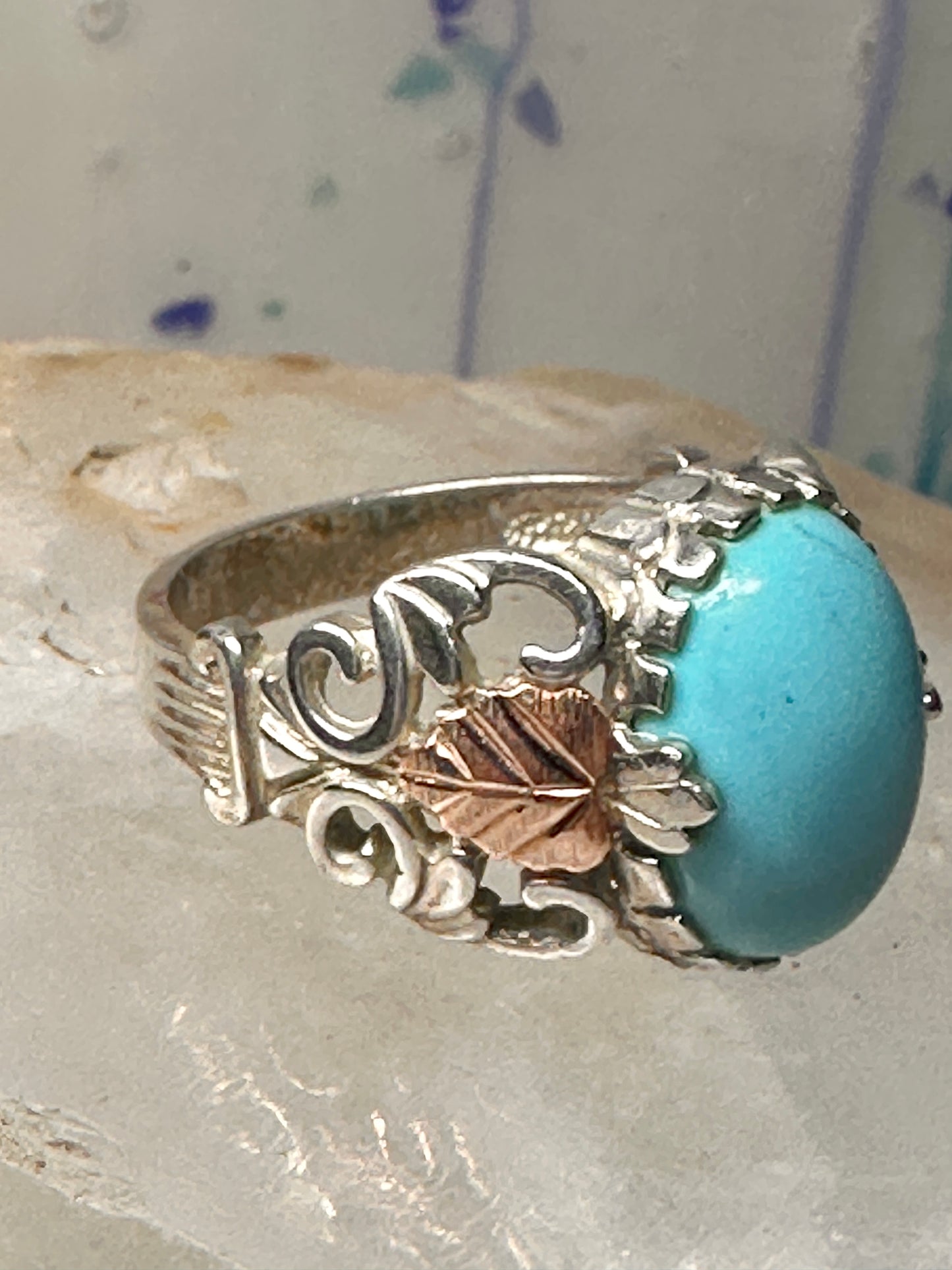 Black Hills Gold ring size 8 turquoise leaves band sterling silver 12K women