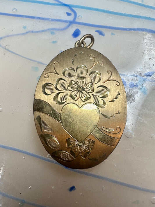 Vintage Gold Filled Heart & Floral Engraved Photo Locket Pendant - 1 1/2"