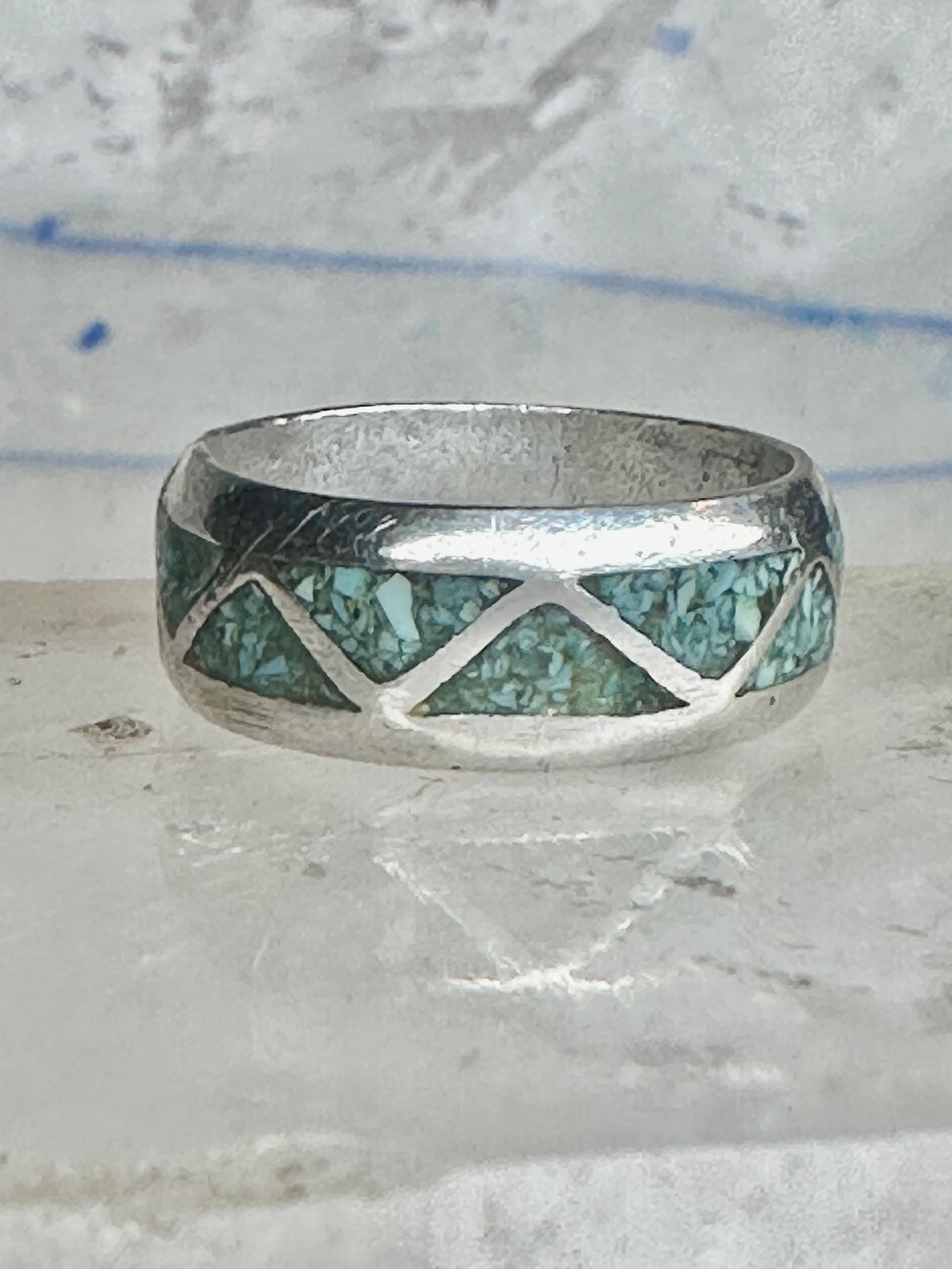 Vintage Zuni Triangle Turquoise Chip Inlay Sterling Silver Band Ring - Size 7.5 925