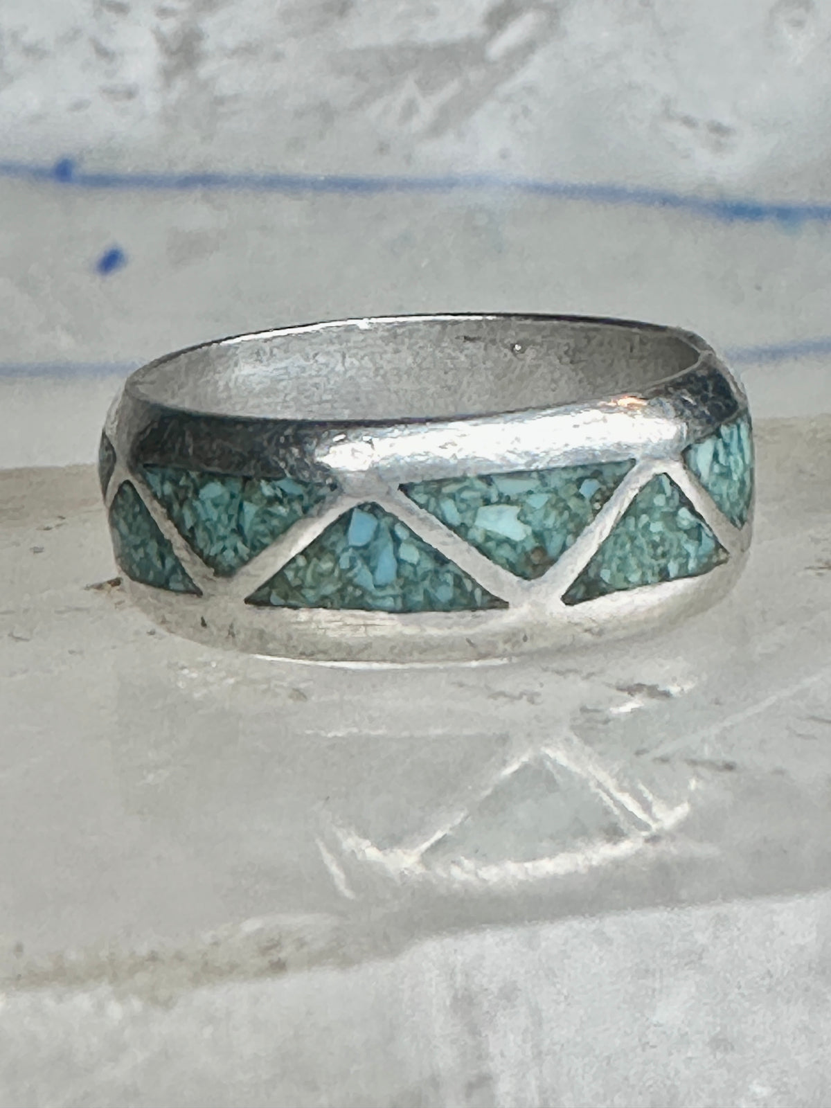 Vintage Zuni Triangle Turquoise Chip Inlay Sterling Silver Band Ring - Size 7.5 925