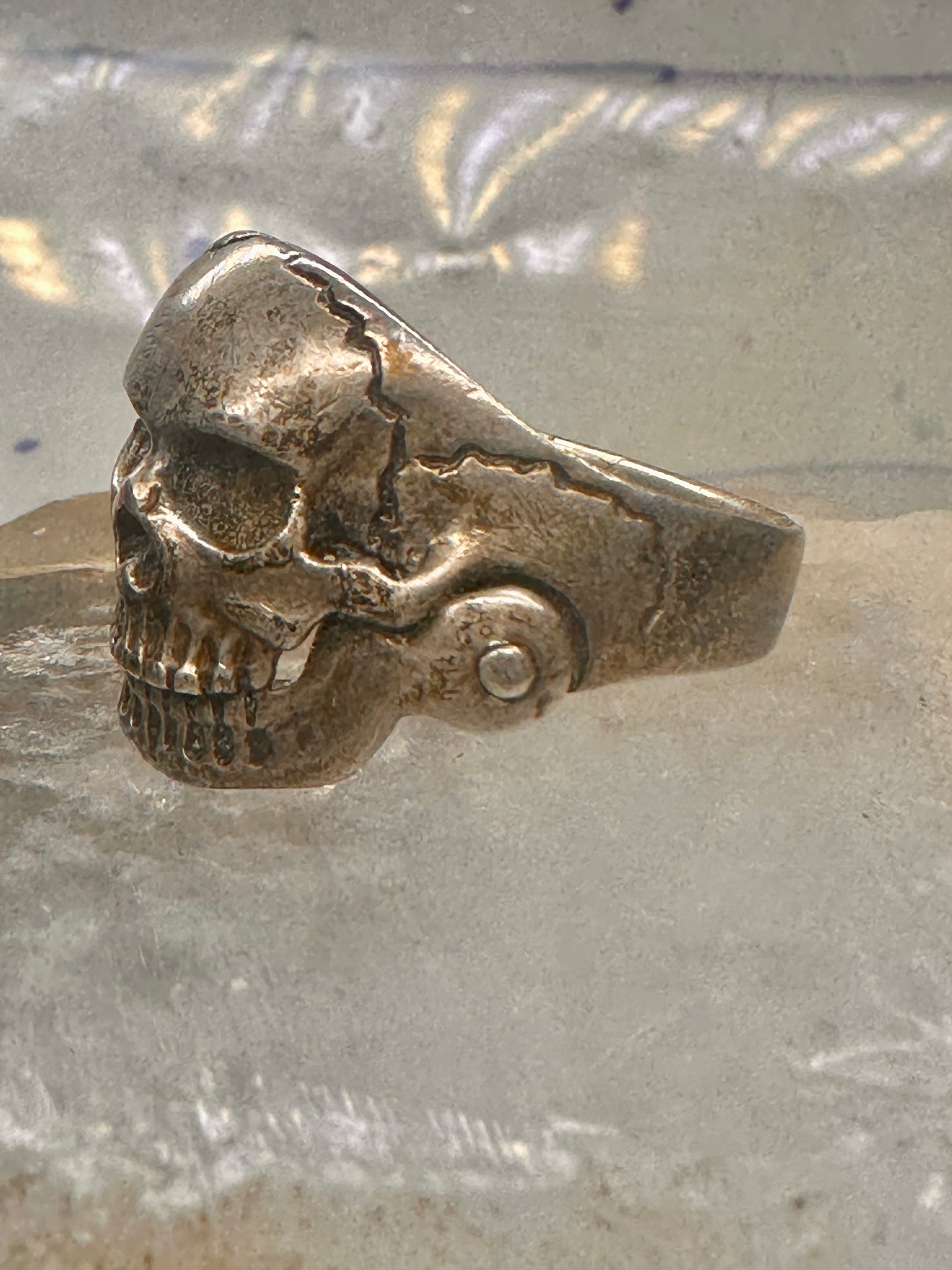 Skull ring biker band jaw moves a little size 13.50 figurative sterling silver men