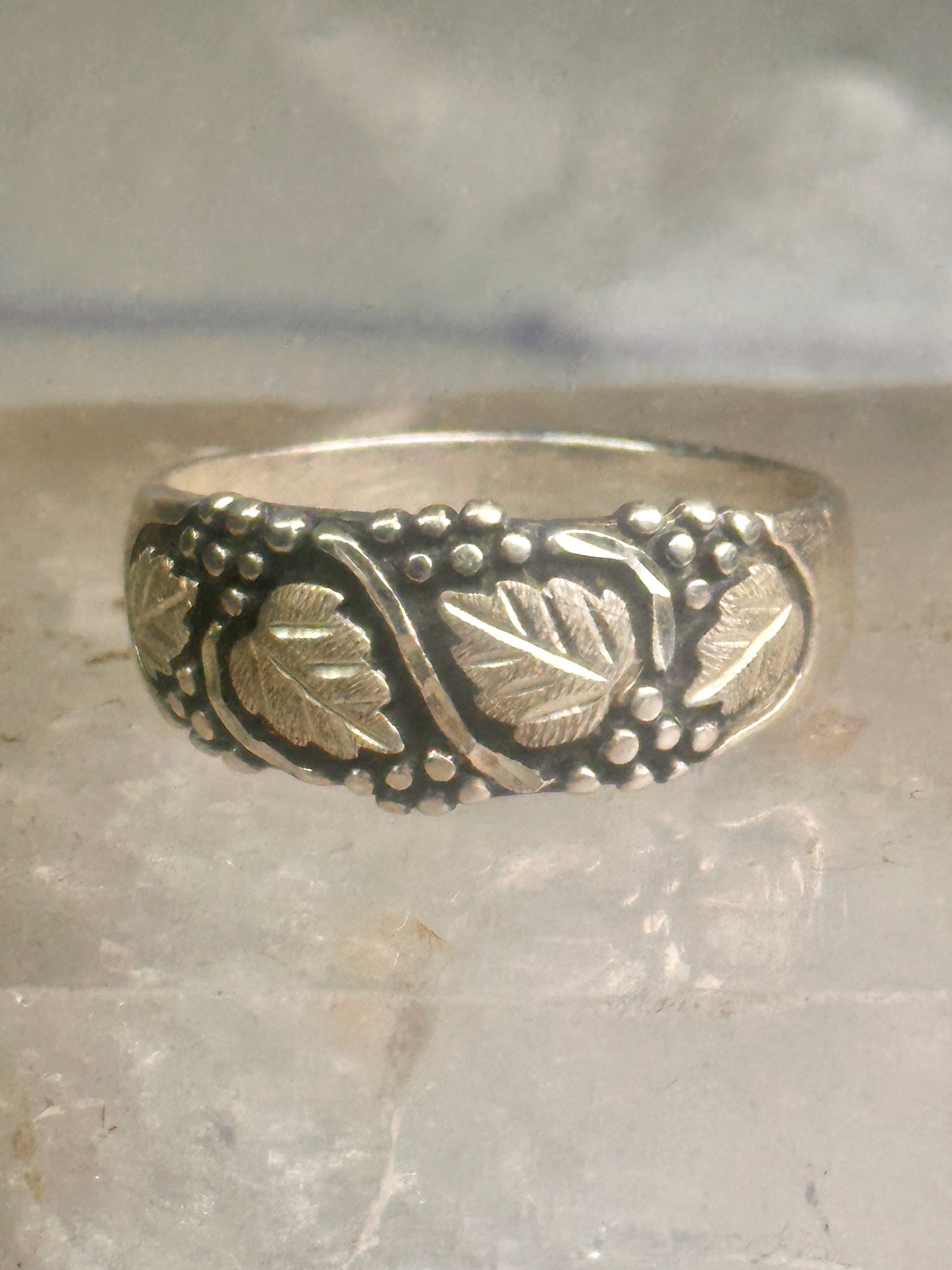 Black Hills Gold ring leaves wedding band sterling silver size 14.75 WM Wheeler Mfg